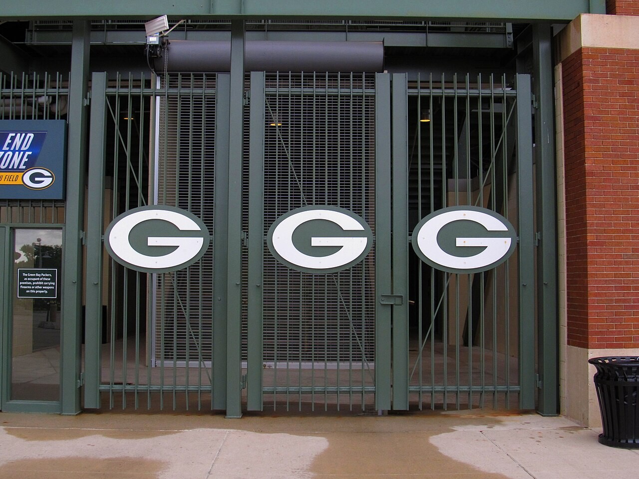 NFC North Standings: The Race, the Tiebreakers and the Month That Decides It The entrance gates to Lambeau Field, home of the Green Bay Packers